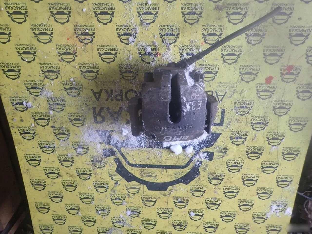 Суппорт тормозной передний правый BMW 5 E39