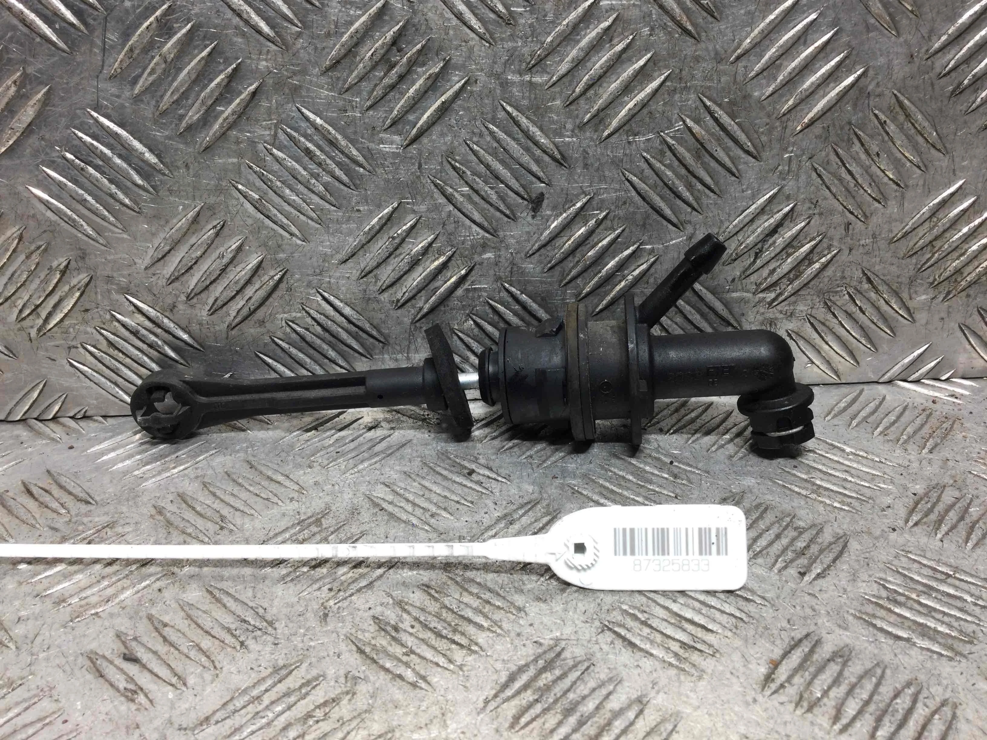 Цилиндр сцепления рабочий Citroen C5 C5 I (DC,DE,RE,RC) 2001 - 2008 бензин 2.0 i Механика Универсал