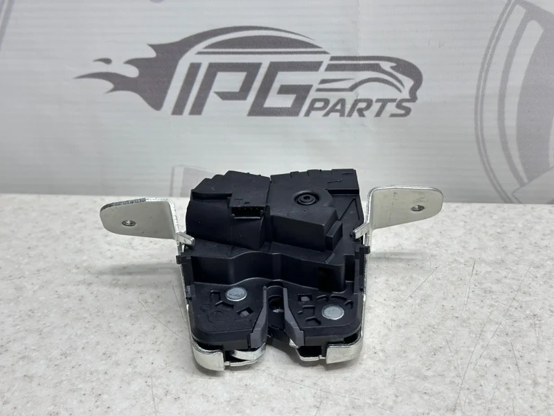 Замок крышки багажника Mercedes-benz ML W166