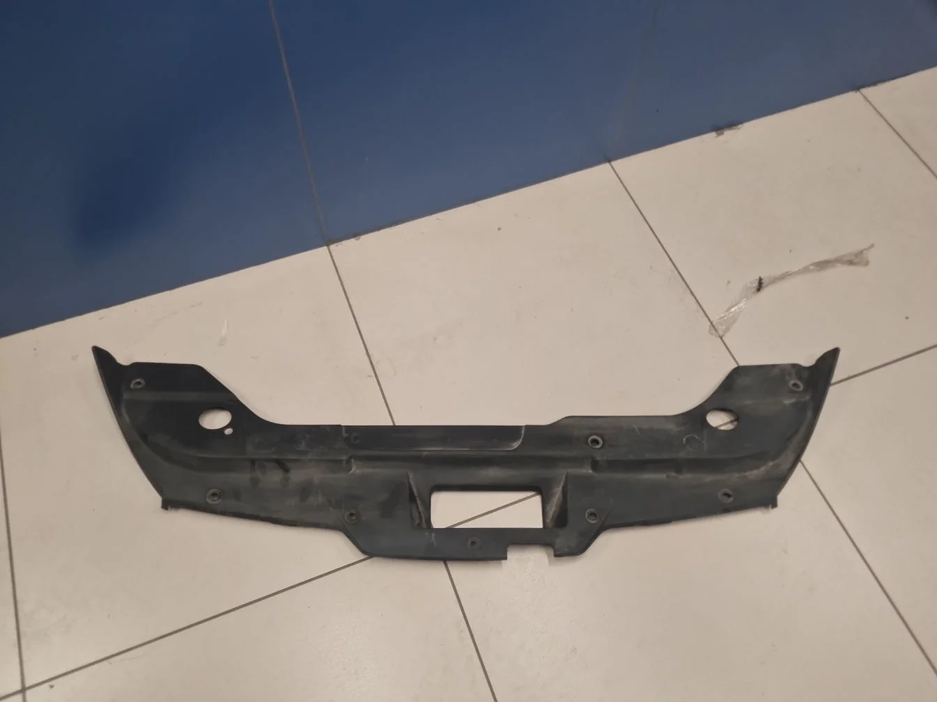 Накладка замка капота для Nissan Almera G15 2012-2018