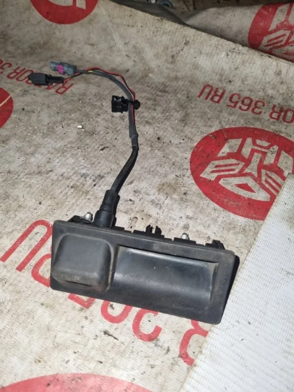 Камера заднего вида Volkswagen Tiguan 2010 5N1