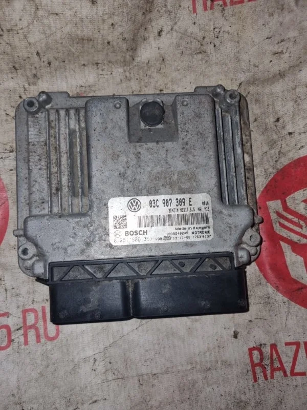 Блок управления двс Volkswagen Touran 2008 1T2