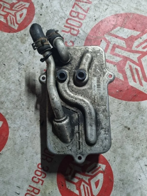 Радиатор масляный Audi A8 2005 D3