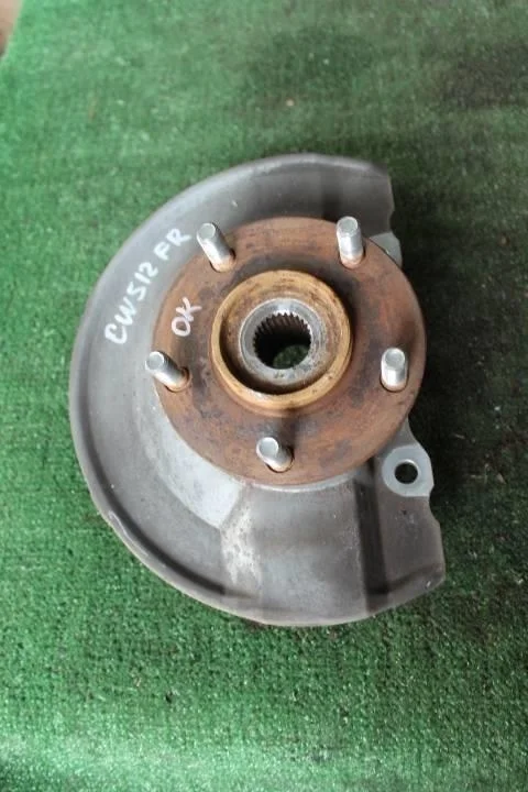 Б.у. кулак поворотный MITSUBISHI OUTLANDER XL CW5W MITSUBISHI OUTLANDER XL CW5W