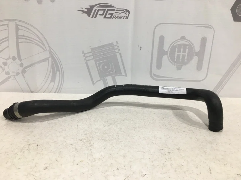 Патрубок ож Mercedes-benz 2015 W205