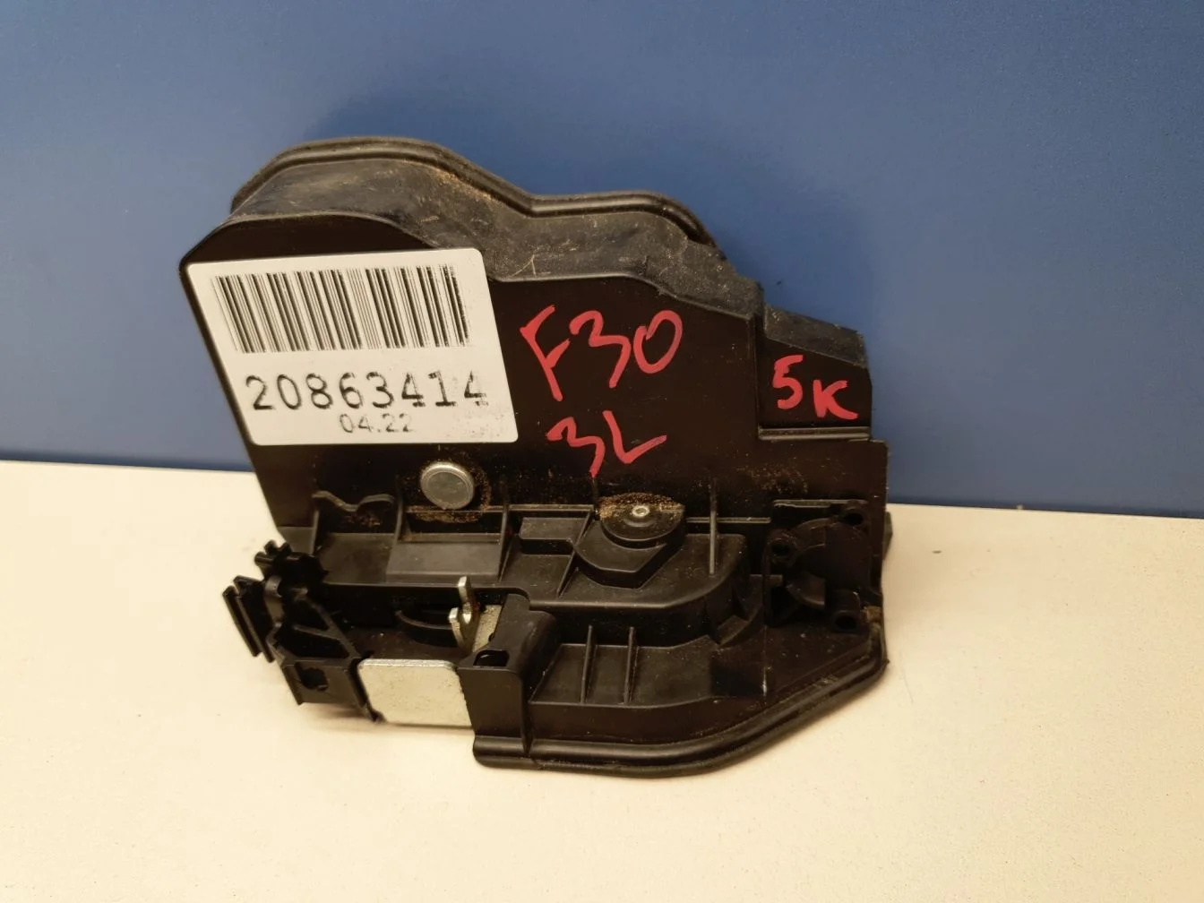 Замок двери задней левой для BMW 3 F30 2011-2018