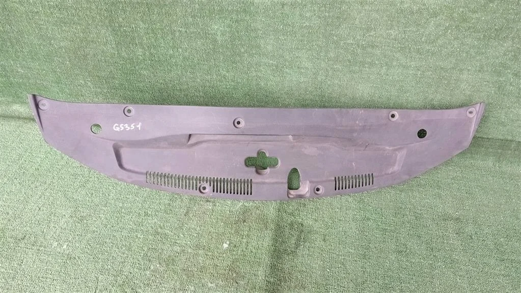 Б.у. накладка на панель радиатора LEXUS GS350 GRS191 LEXUS GS350 GRS191