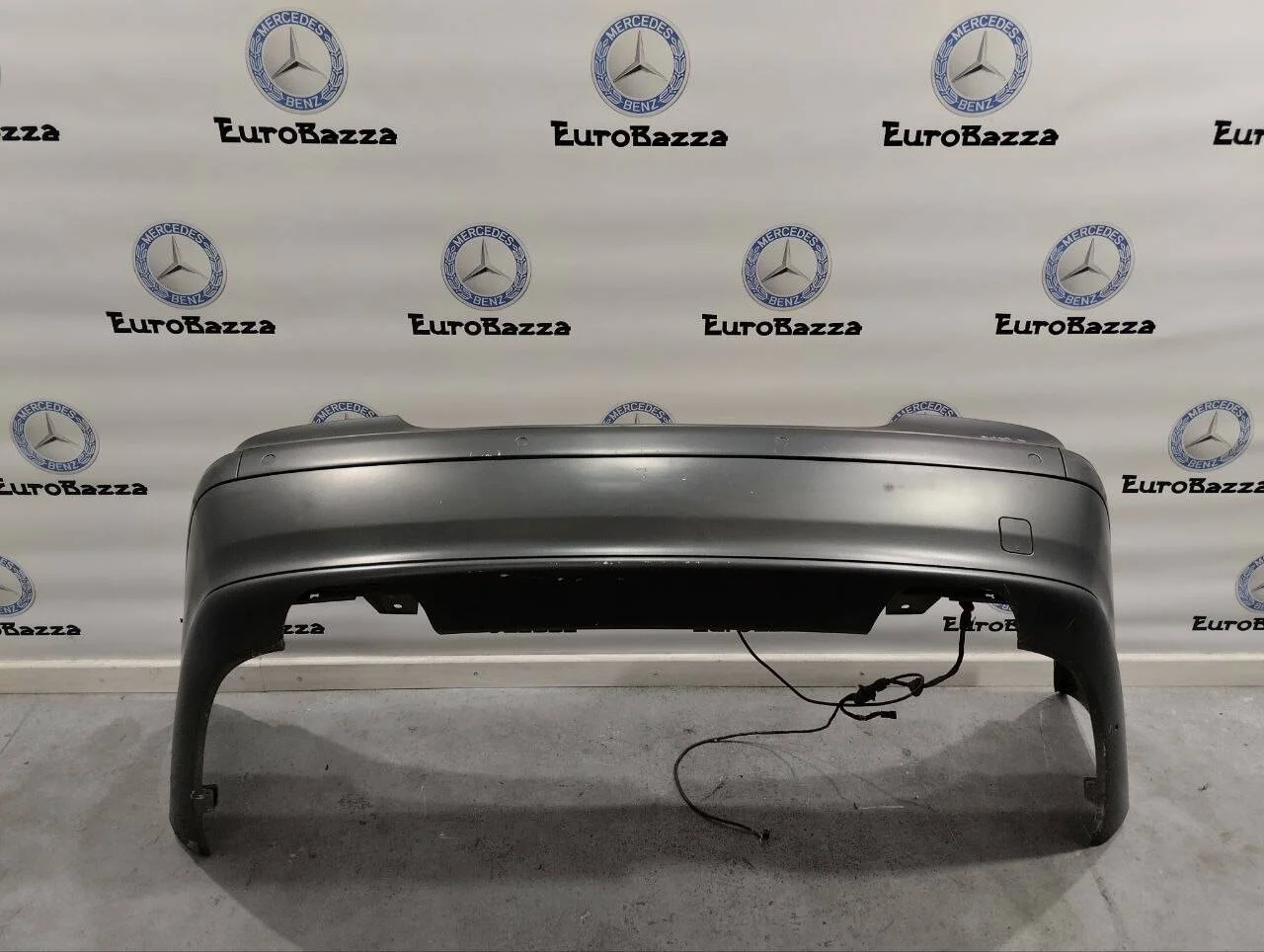 Бампер задний Mercedes W215