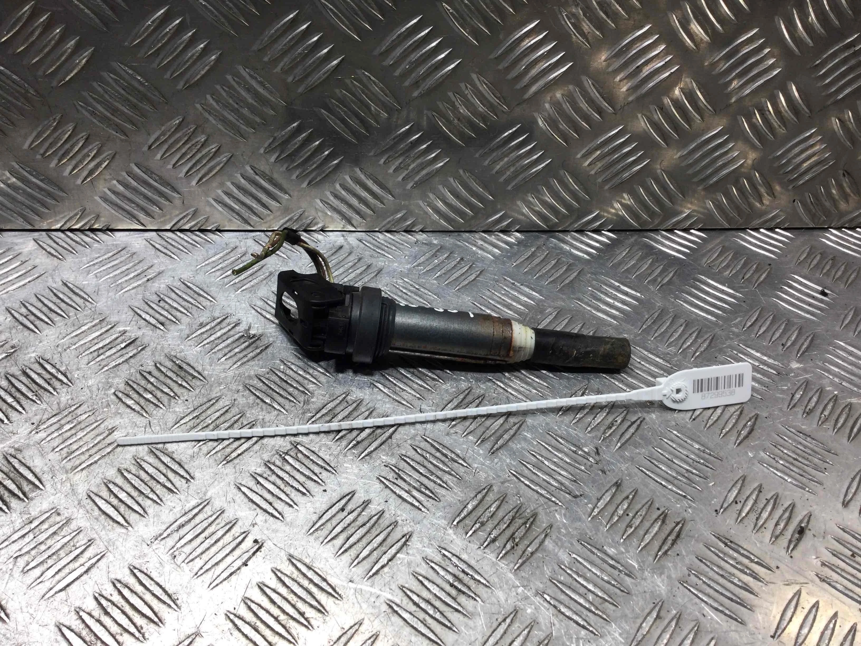 Катушка зажигания BMW 3-Series 3-Series E90/E91/E92/E93 2005 - 2010 бензин 2.0  Механика Седан