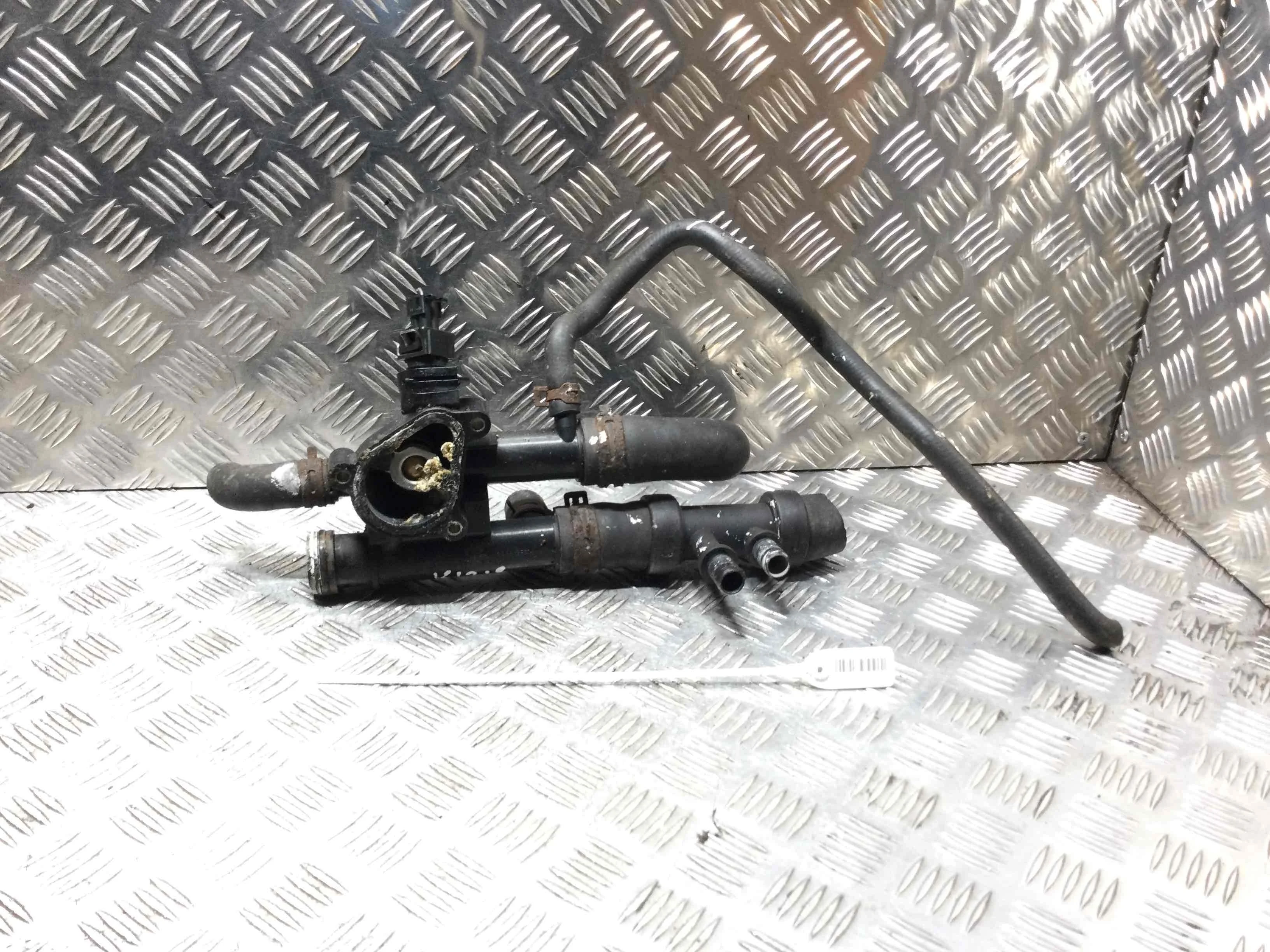 Корпус термостата Renault Master 2 поколение [2-й рестайлинг] (2006-2010) дизель 2.5 CDTi Механика Микроавтобус