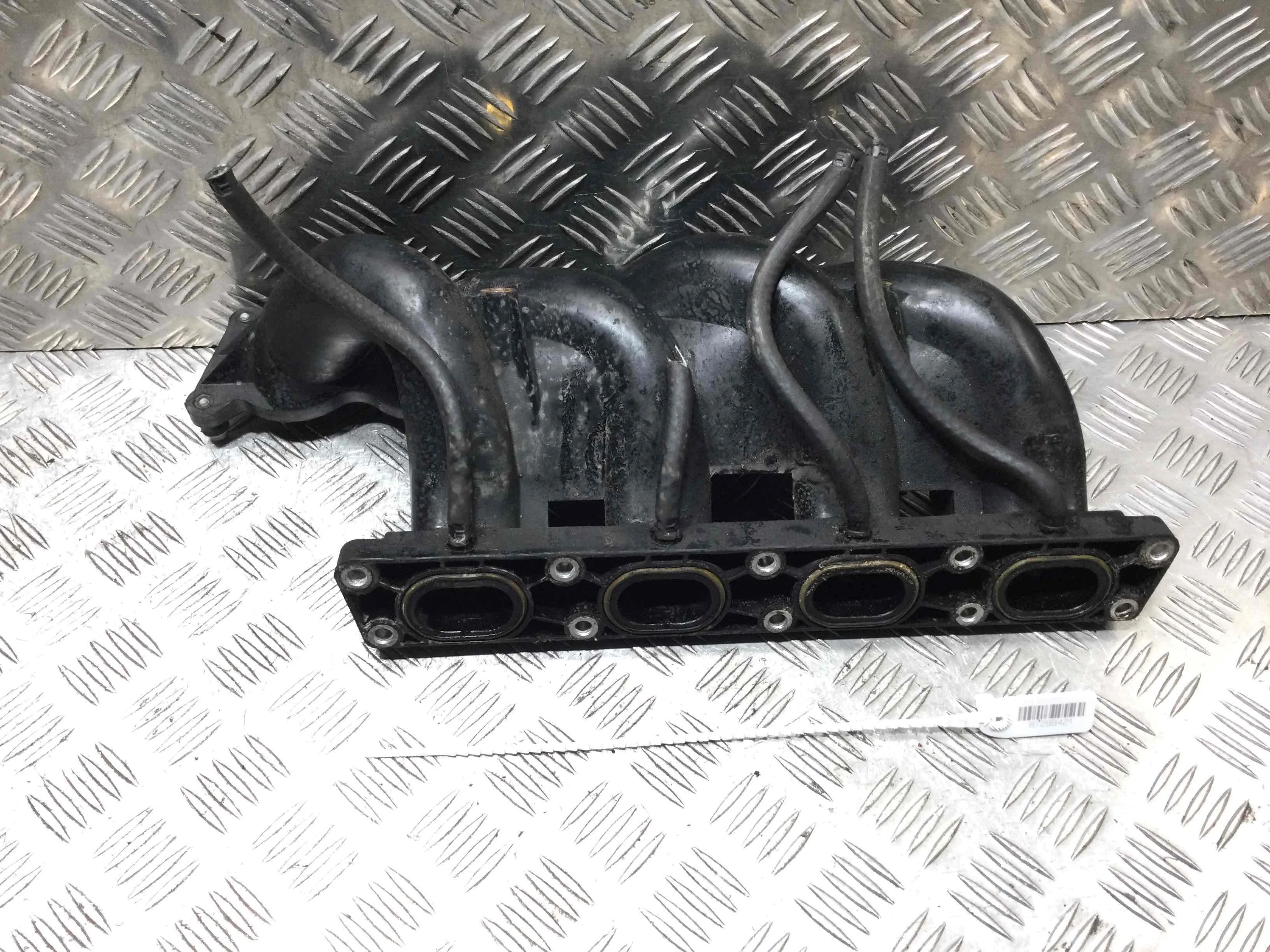 Коллектор впускной Audi A3 8L (1996-2000) бензин 1.8 i Автомат Х/б