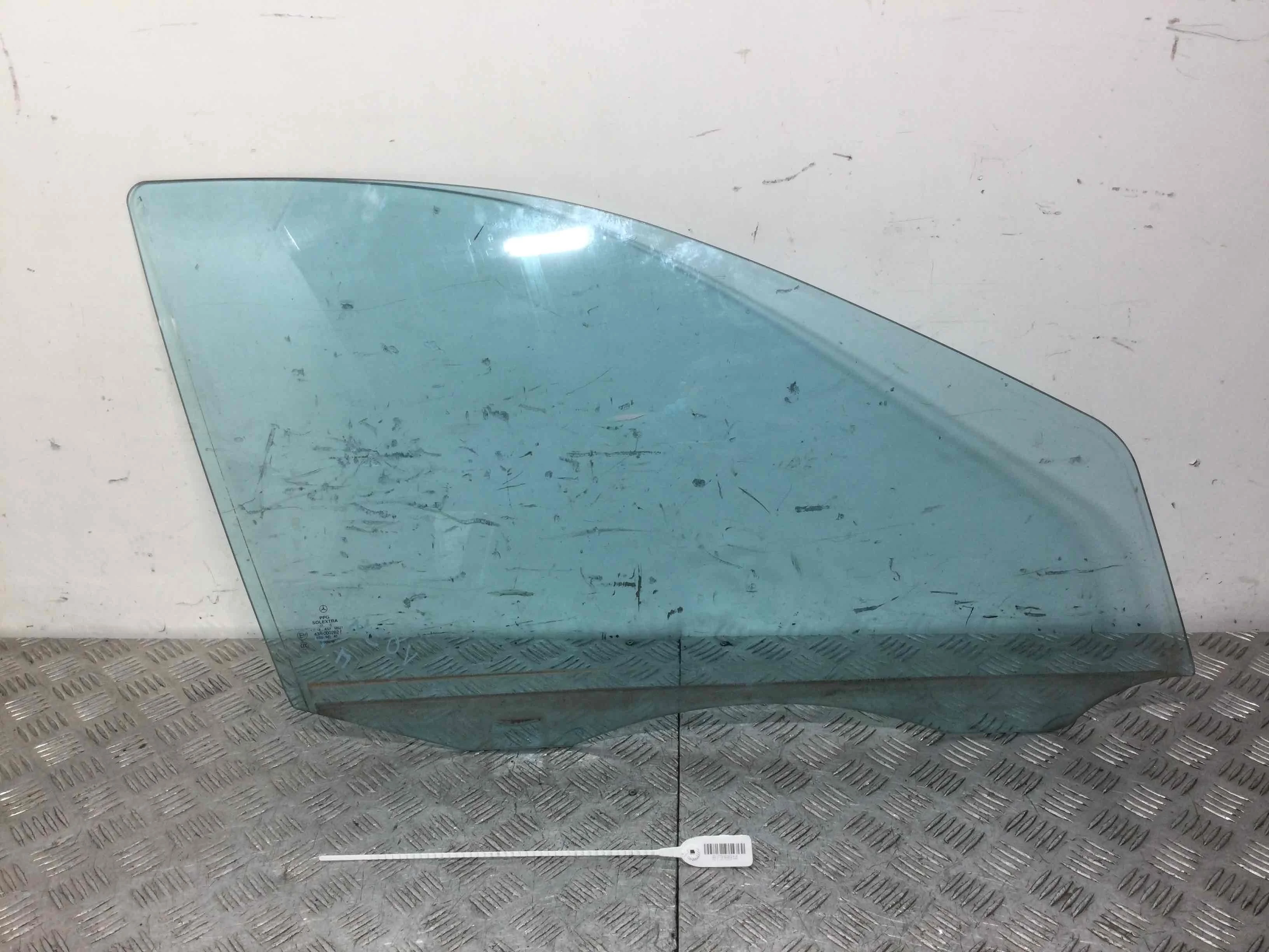 Стекло двери передней левой Mercedes C-klasse W203/S203/CL203 [рестайлинг] (2004-2007) дизель 2.2 CDI Автомат Универсал