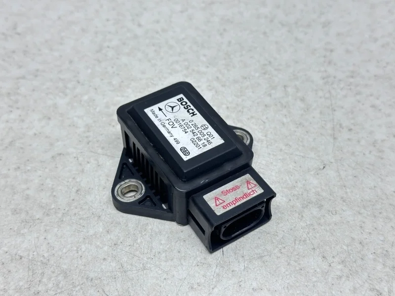 Датчик угловой скорости esp Mercedes-benz 2002 W211