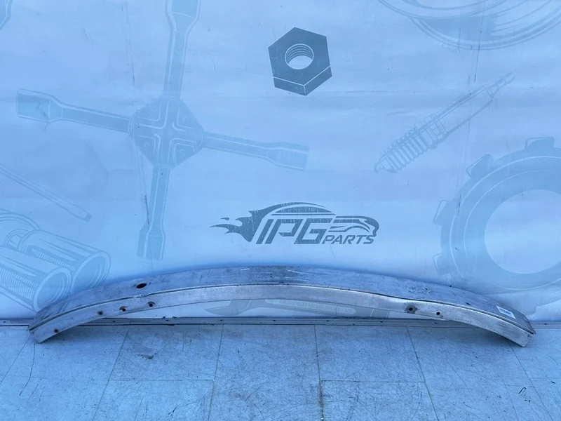 Усилитель переднего бампера Mercedes-benz ML W164