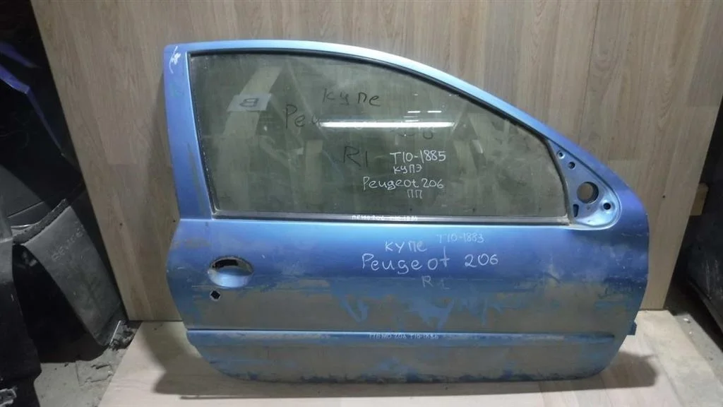 Дверь передняя правая Peugeot 206 I (1998—2012)