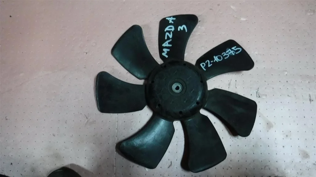 Крыльчатка Mazda 3 BL (2008—2011)