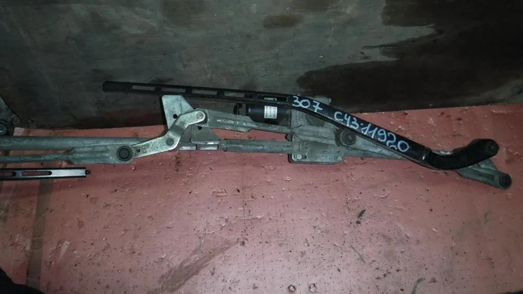 Трапеция стеклоочистителей Peugeot 307 3C (2001—2005)