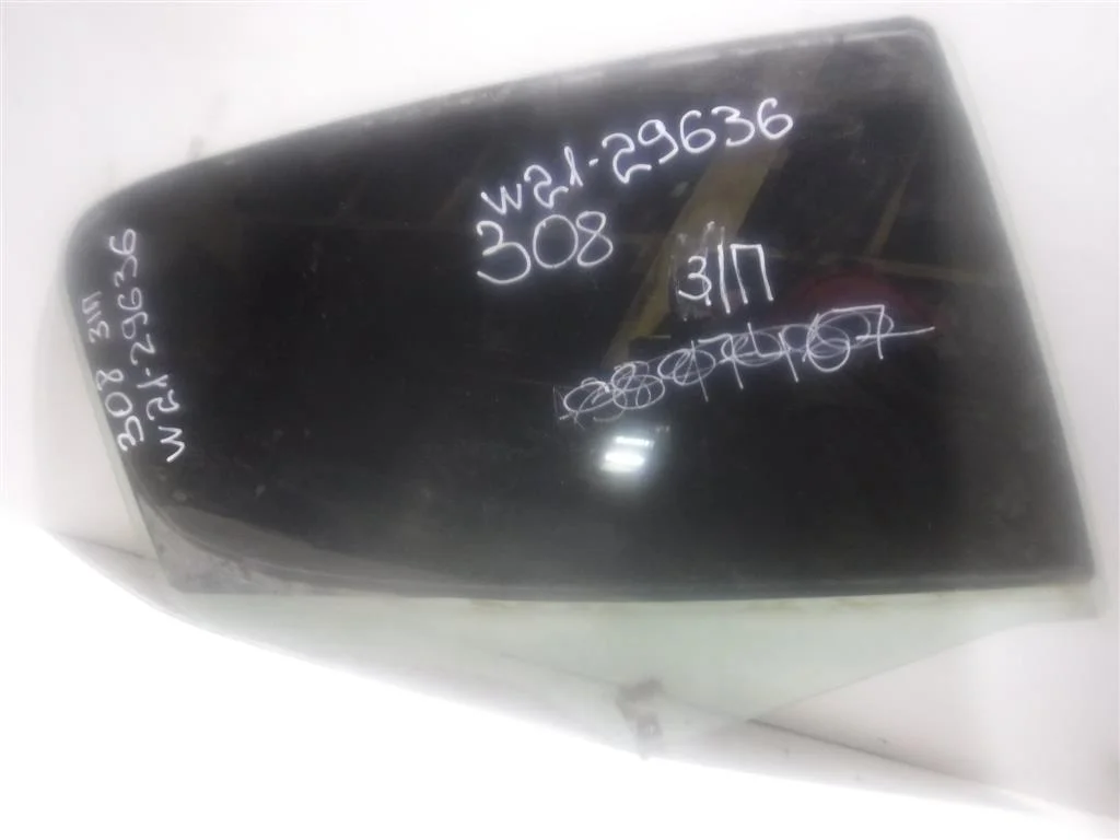 Стекло двери задней правой Peugeot 308 I (2007—2011)