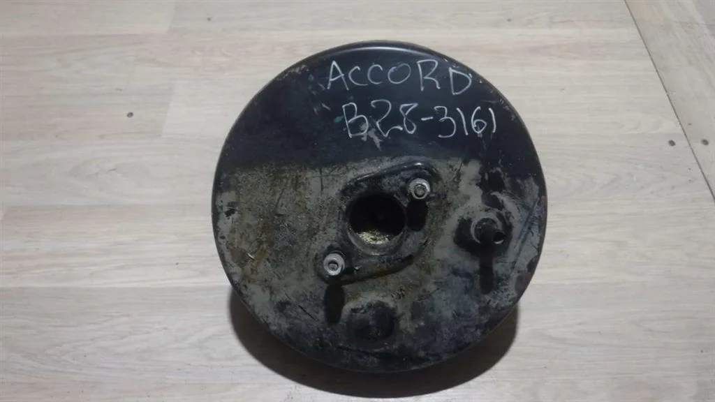 Усилитель тормозов вакуумный Honda Accord VII (2002—2006)