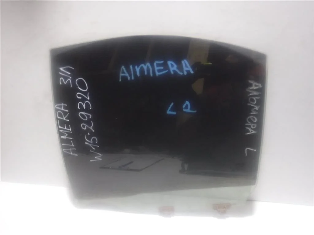 Стекло двери задней левой Nissan Almera N16 (2000—2003)