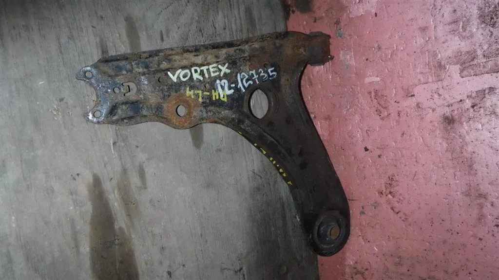 Рычаг передний правый Chery Amulet (A15) A15 (2003—2010)