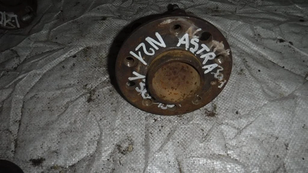 Ступица задняя Opel Astra H (2004—2007)