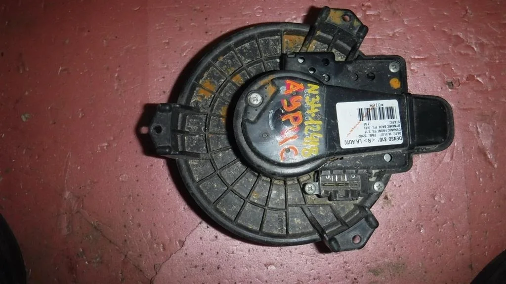 Моторчик печки Toyota Auris E150 (2006—2010)