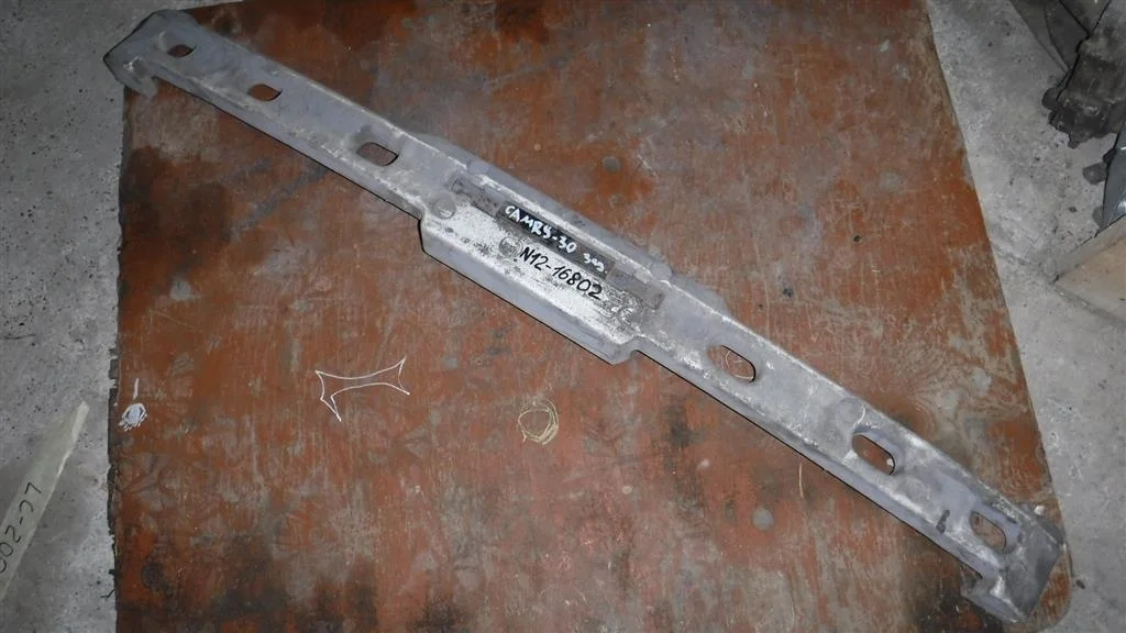 Наполнитель заднего бампера Toyota Camry XV30 (2001—2006)