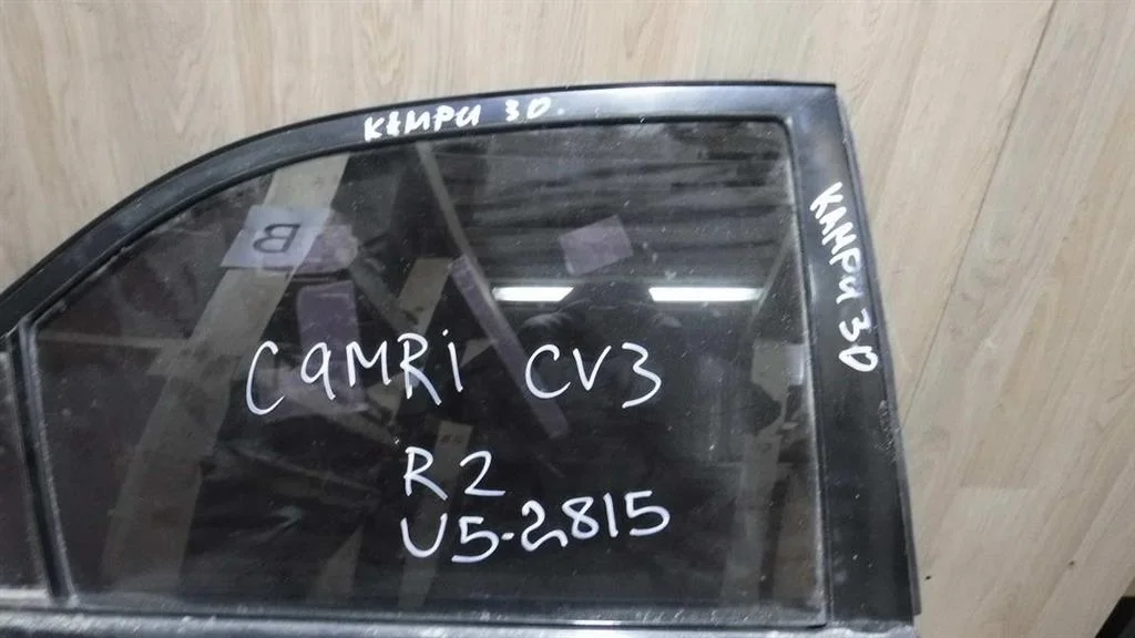 Стекло двери задней правой Toyota Camry XV30 (2001—2006)