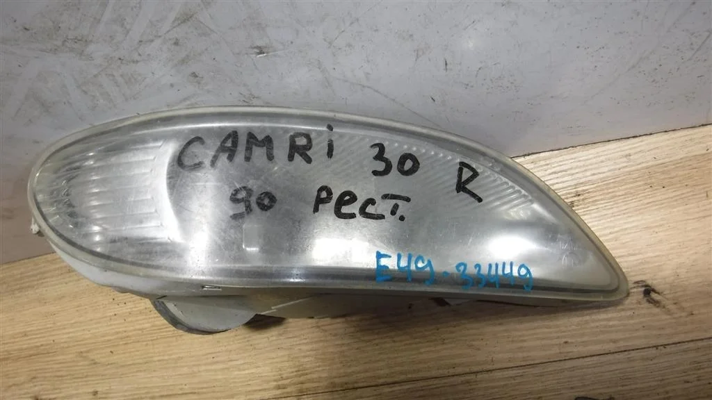 Фара противотуманная правая Toyota Camry XV30 (2001—2006)