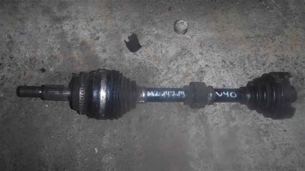 Полуось передняя левая Toyota Camry XV40 (2006—2009)