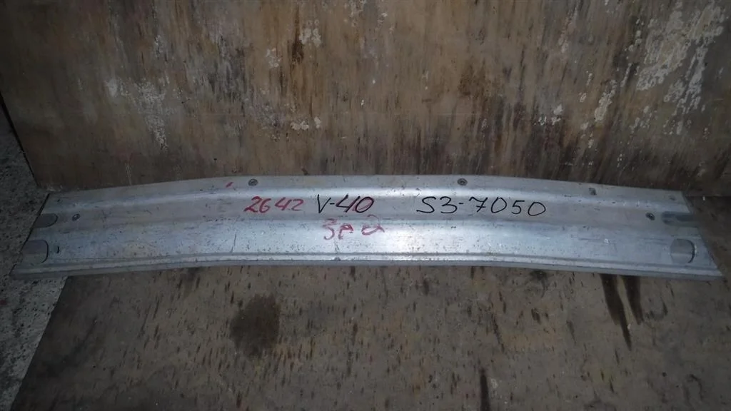 Усилитель заднего бампера Toyota Camry XV40 (2006—2009)