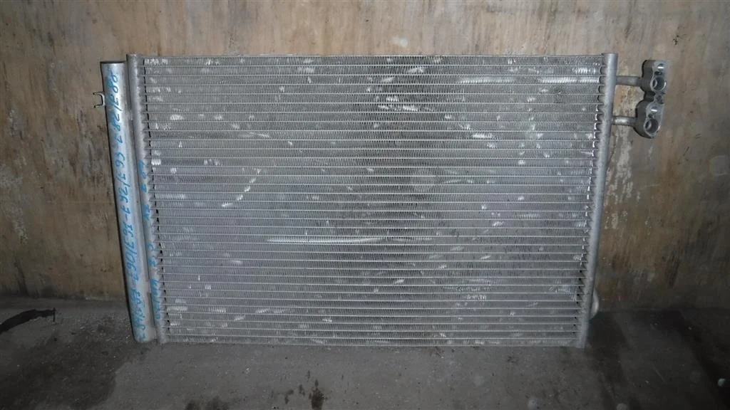 Радиатор кондиционера (конденсер) BMW X1 E84 (2009—2012)