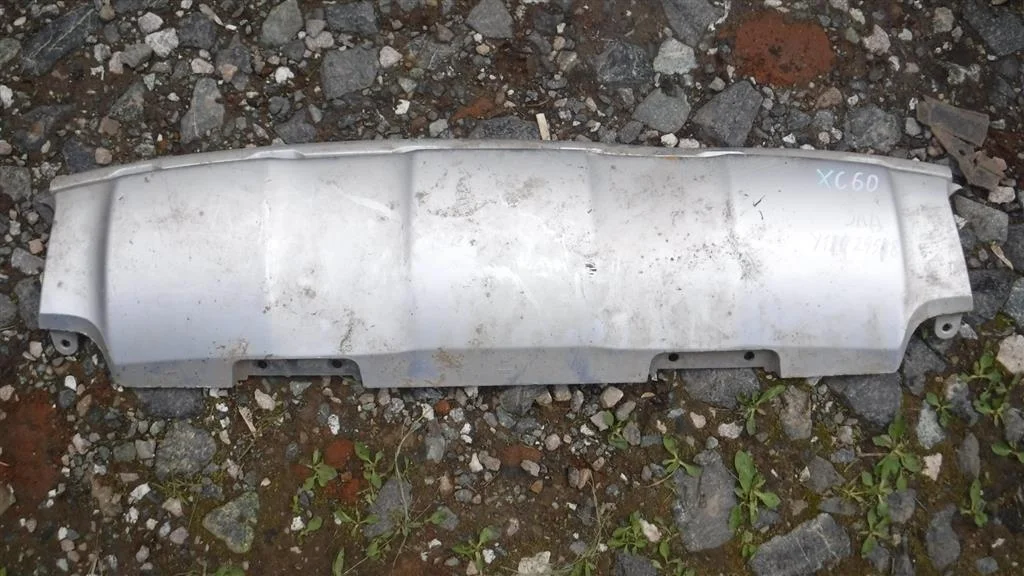 Накладка заднего бампера Volvo XC60 I (2008—2013)