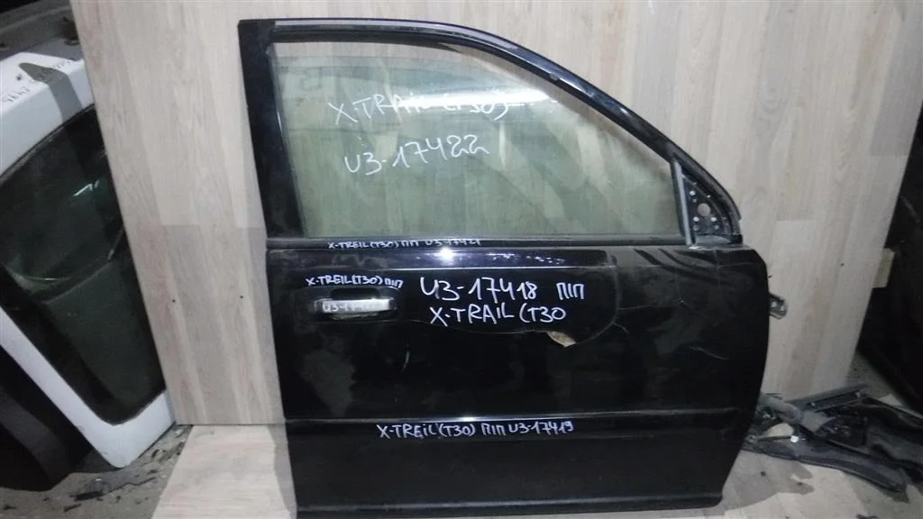 Дверь передняя правая Nissan X-Trail I (2000—2007)