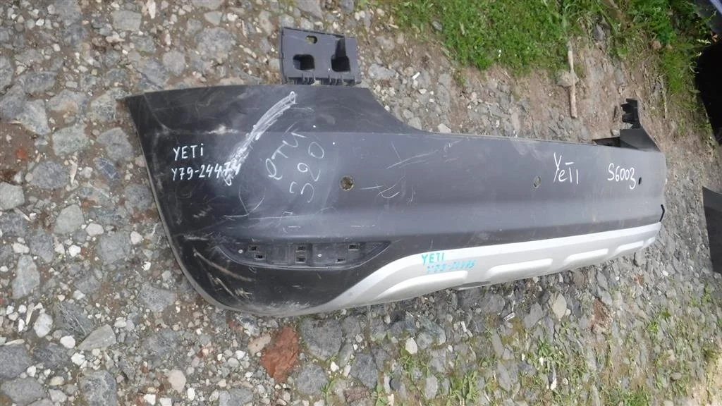 Бампер задний Skoda Yeti I (2009—2014)