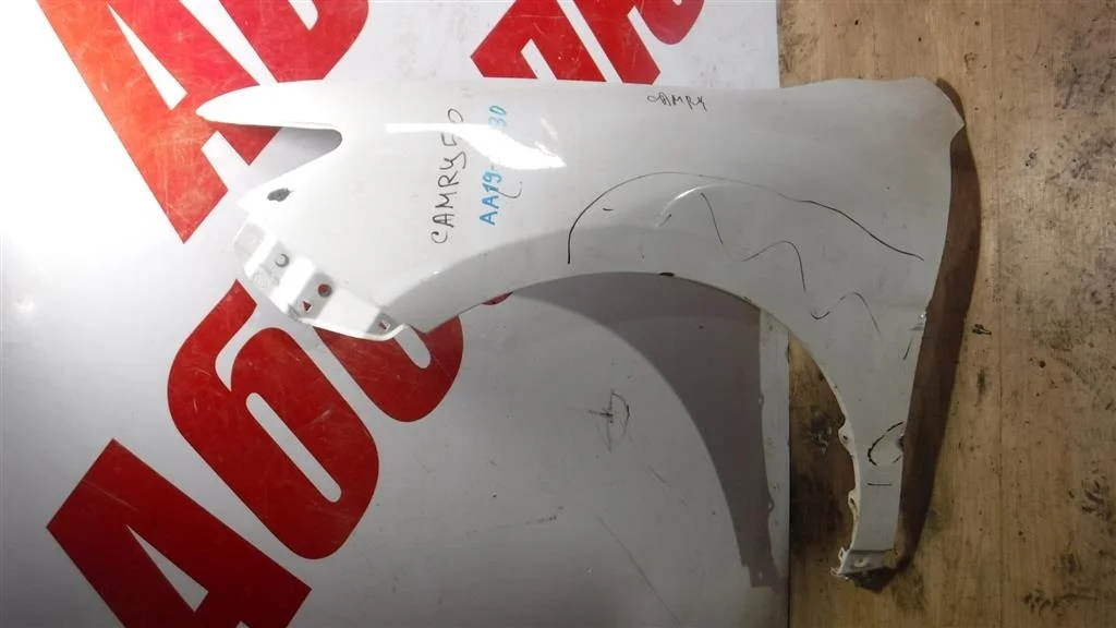 Крыло переднее левое Toyota Camry XV50 (2011—2014)