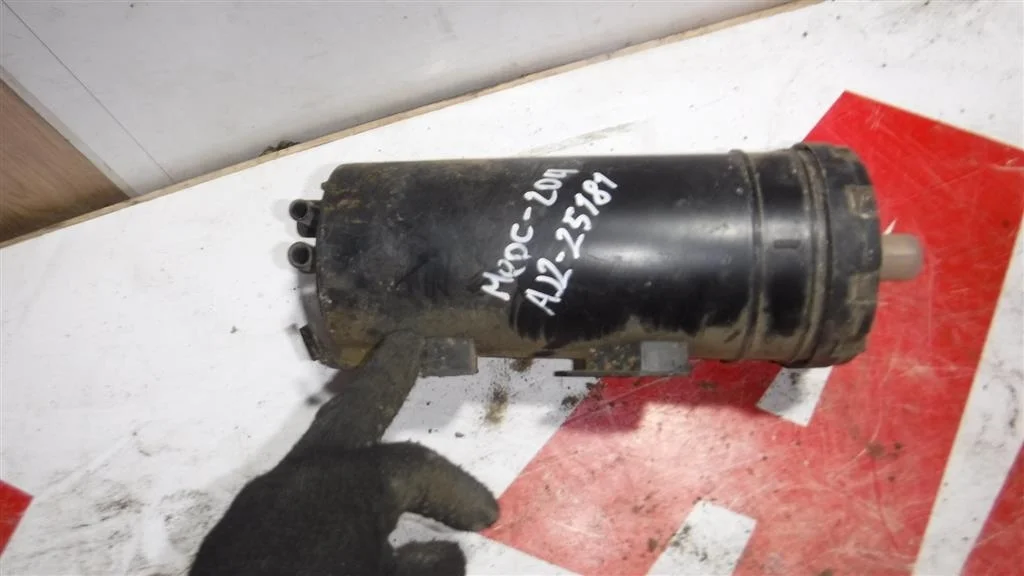 Абсорбер (фильтр угольный) Mercedes-Benz C-класс W204/S204 (2006—2011)