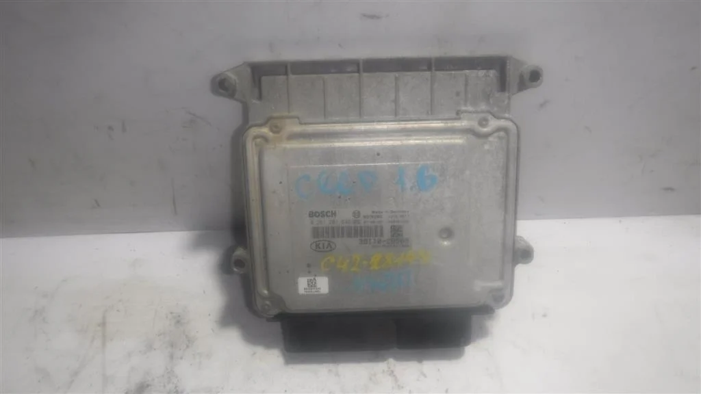 Блок управления двигателем KIA Ceed ED (2006—2010)