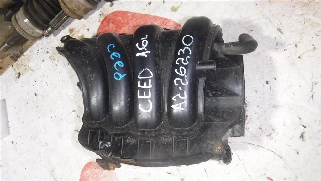 Коллектор впускной KIA Ceed ED (2006—2010)