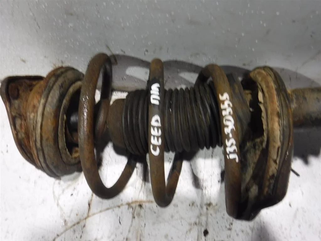 Пружина передняя KIA Ceed ED (2006—2010)