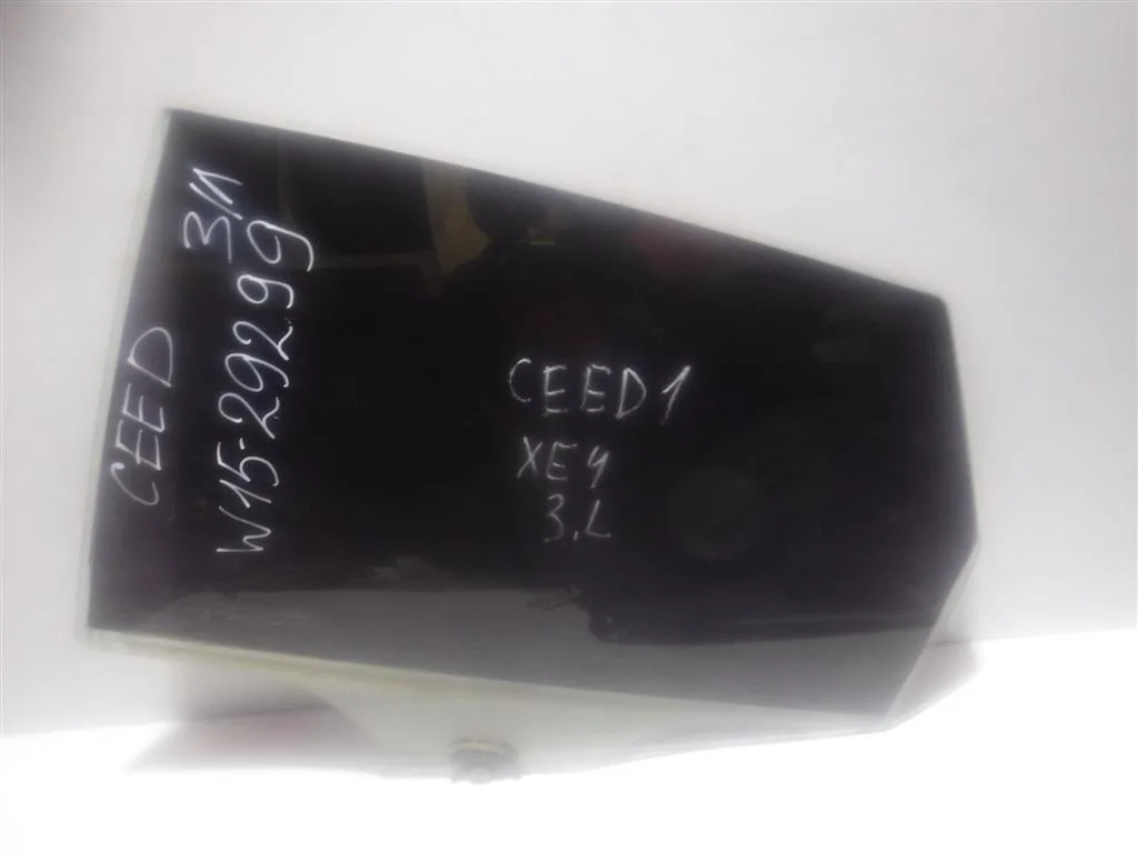 Стекло двери задней левой KIA Ceed ED (2006—2010)