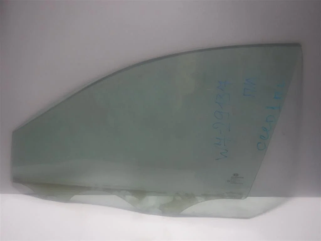 Стекло двери передней левой KIA Ceed ED (2006—2010)