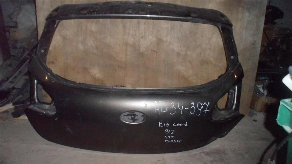 Дверь багажника KIA Ceed JD (2012—2015)