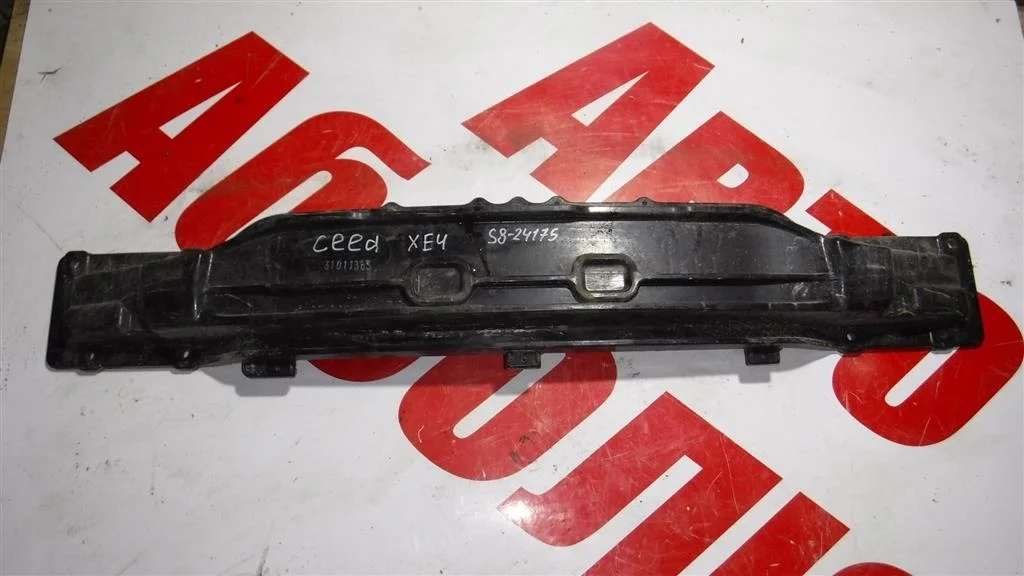 Усилитель заднего бампера KIA Ceed JD (2012—2015)