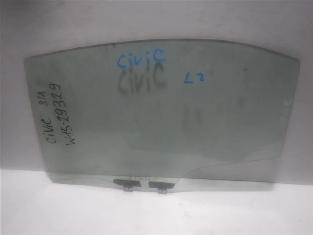 Стекло двери задней левой Honda Civic VIII (2005—2009)