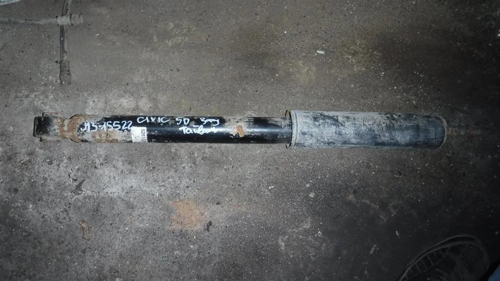 Амортизатор задний Honda Civic VIII (2005—2009)