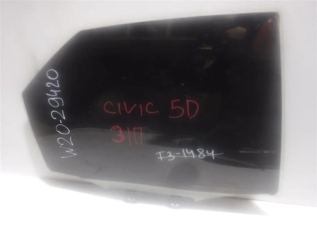 Стекло двери задней правой Honda Civic VIII (2005—2009)