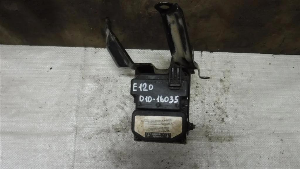 Блок ABS (насос) Toyota Corolla IX (2000—2004)