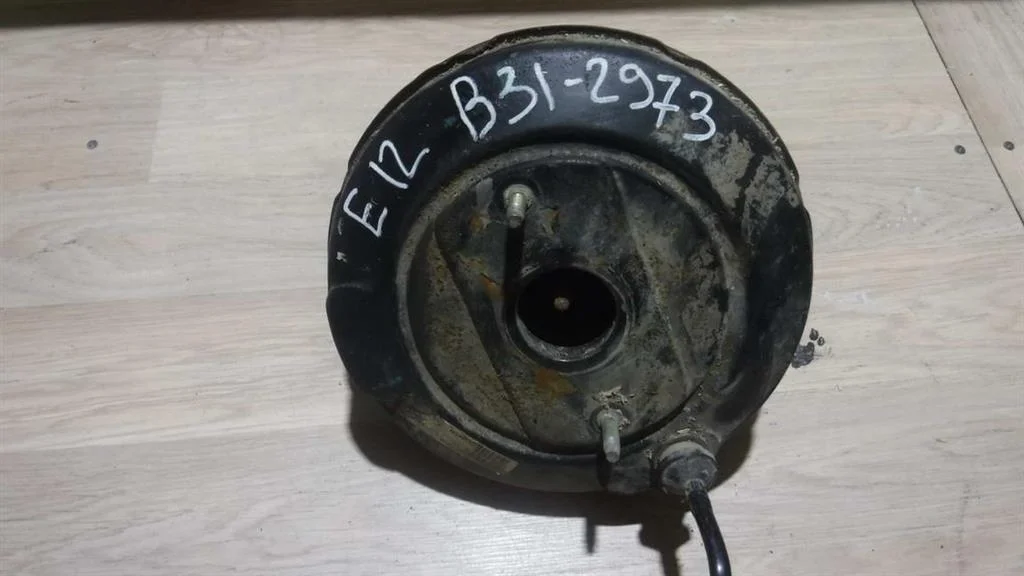 Усилитель тормозов вакуумный Toyota Corolla IX (2000—2004)